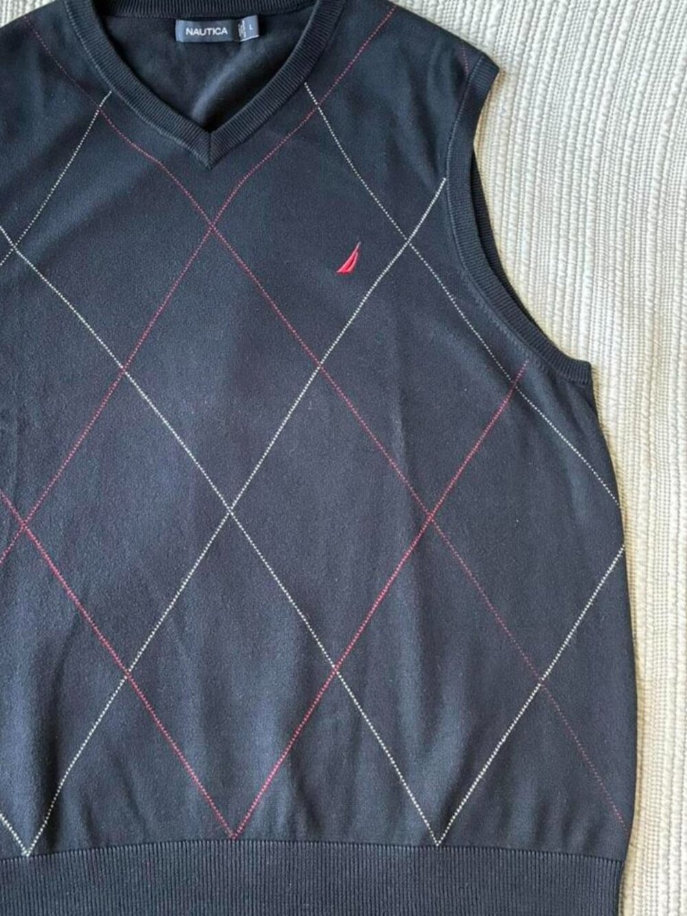 Nautica Men's Black and Navy Vest